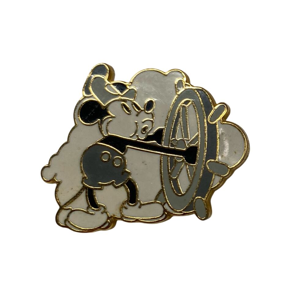 Limited Edition Mickey Mouse Steamboat Willie On Cloud Collectible Pin